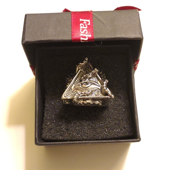 Illuminati Ring - Picture 4 of 4